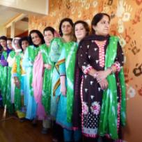 pakistani-woman-group